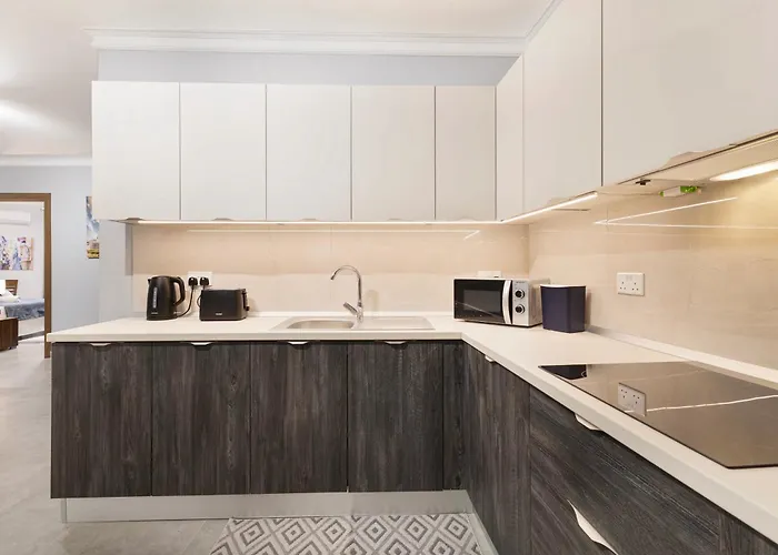 Luxurious & Spacious 2bd At The Podium - Yacht Marina Area, Close To Valletta